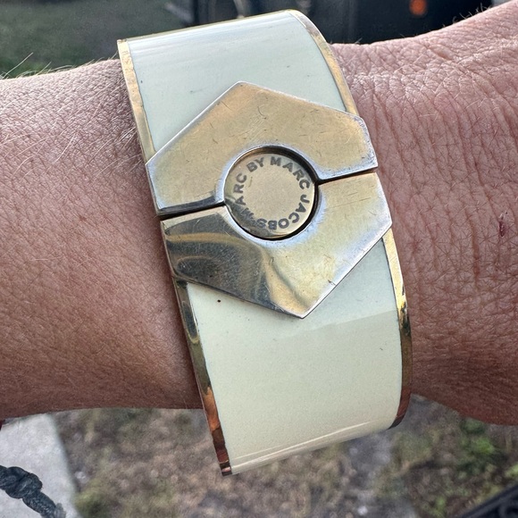 Marc Jacobs Vintage Cuff - Picture 2 of 4